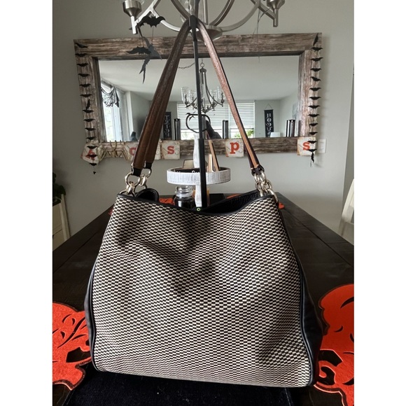 Coach Purse - Picture 7 of 10